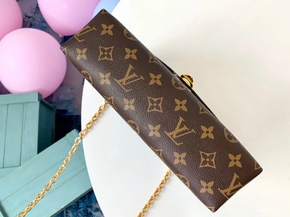 WIS LOUIS SAINT-PLACIDE VUITTON 1129